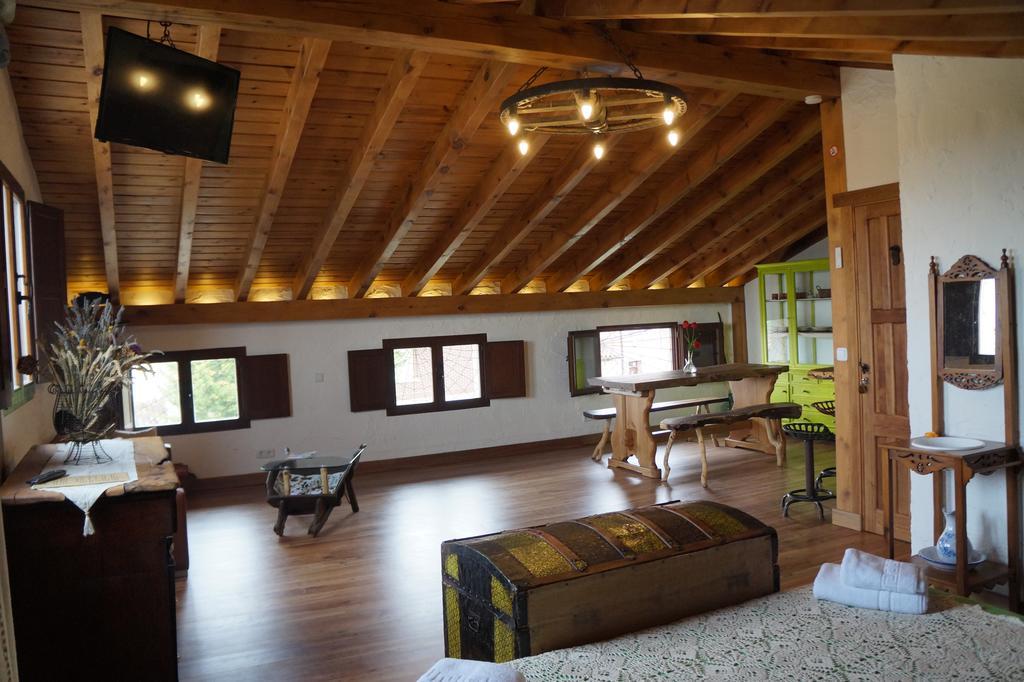 Casa Rural Bioenergetica La Serrezuela Olmos de Atapuerca Εξωτερικό φωτογραφία